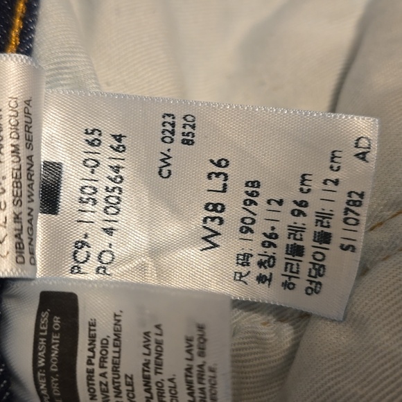 Levi's 501 Original Mid Rise Regular Fit Straight Leg Jeans - Picture 7 of 15